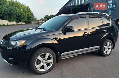 Внедорожник / Кроссовер Mitsubishi Outlander 2009 в 