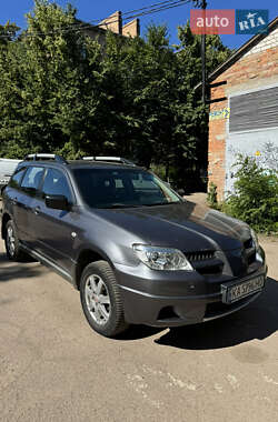 Внедорожник / Кроссовер Mitsubishi Outlander 2005 в Бердичеве