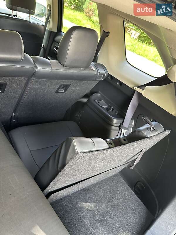 Внедорожник / Кроссовер Mitsubishi Outlander 2019 в Киеве