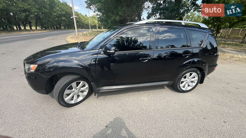 Внедорожник / Кроссовер Mitsubishi Outlander 2010 в Дружковке