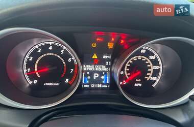 Внедорожник / Кроссовер Mitsubishi Outlander 2013 в 