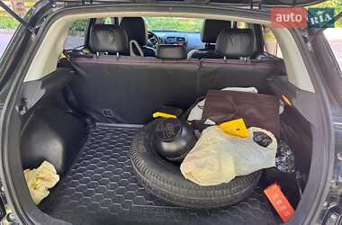 Внедорожник / Кроссовер Mitsubishi Outlander 2013 в 