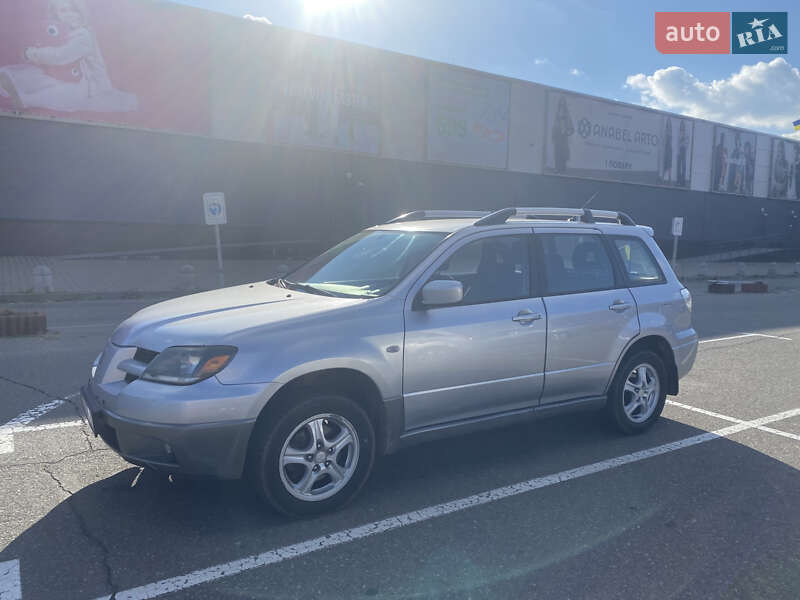 Mitsubishi Outlander 2004