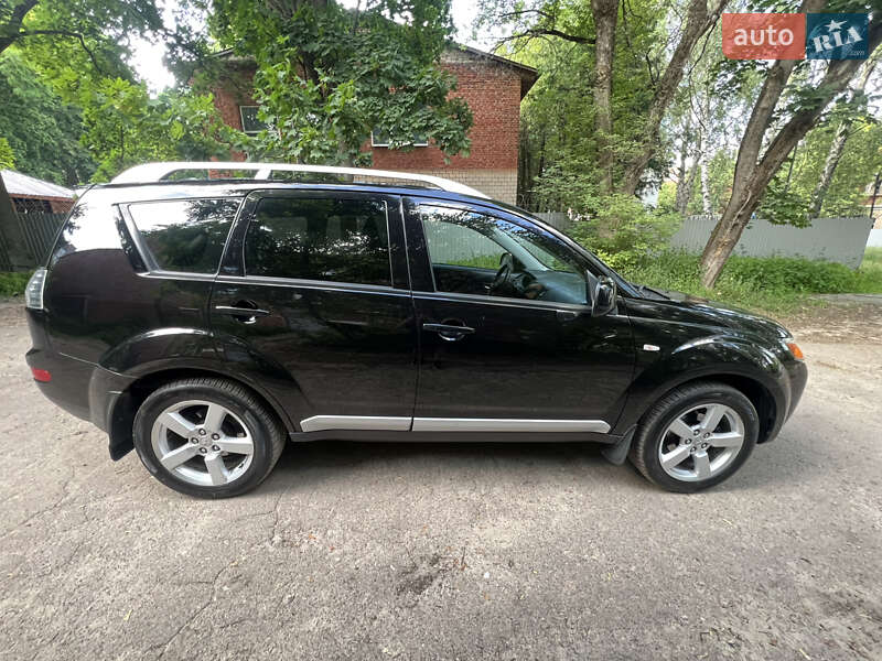 Внедорожник / Кроссовер Mitsubishi Outlander 2008 в Чернигове фото 13 Внедорожник / Кроссовер Mitsubishi Outlander 2008 в Чернигове