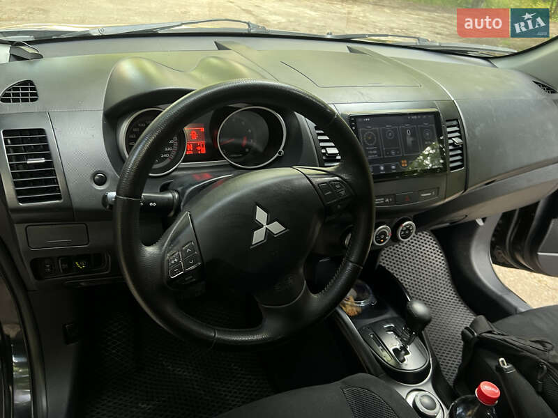 Внедорожник / Кроссовер Mitsubishi Outlander 2008 в Чернигове фото 20 Внедорожник / Кроссовер Mitsubishi Outlander 2008 в Чернигове