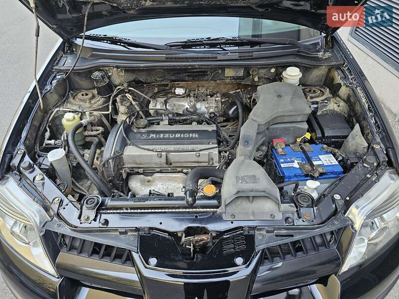 Внедорожник / Кроссовер Mitsubishi Outlander 2009 в Киеве