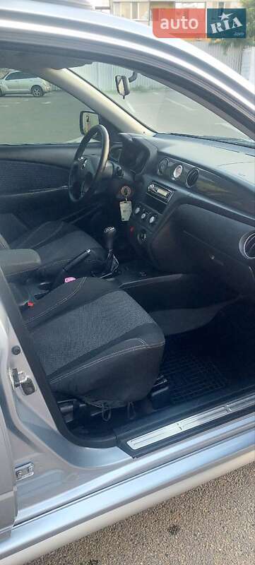 Внедорожник / Кроссовер Mitsubishi Outlander 2008 в Харькове