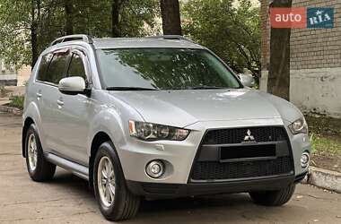 Позашляховик / Кросовер Mitsubishi Outlander 2011 в Жовтих Водах