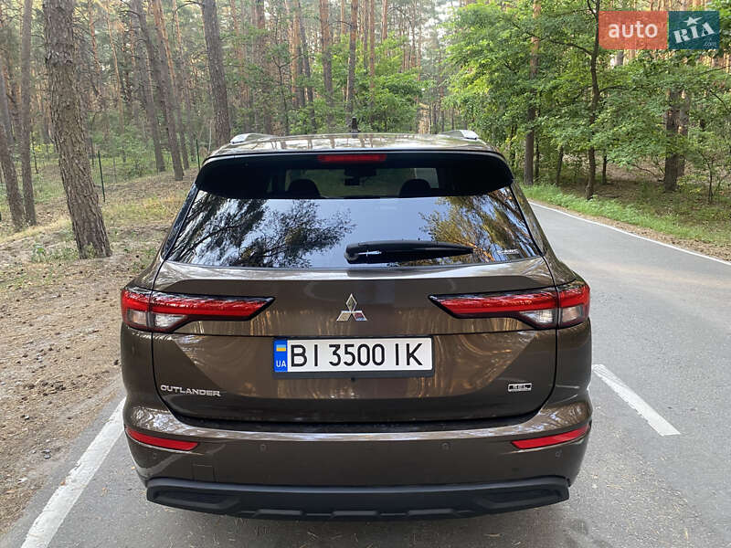 Внедорожник / Кроссовер Mitsubishi Outlander 2022 в Полтаве фото 10 Внедорожник / Кроссовер Mitsubishi Outlander 2022 в Полтаве