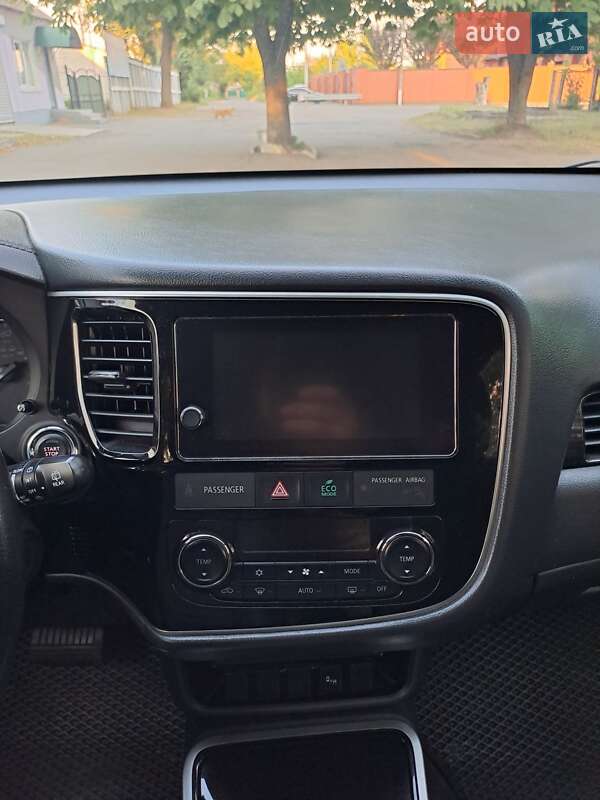 Позашляховик / Кросовер Mitsubishi Outlander 2018 в Білій Церкві