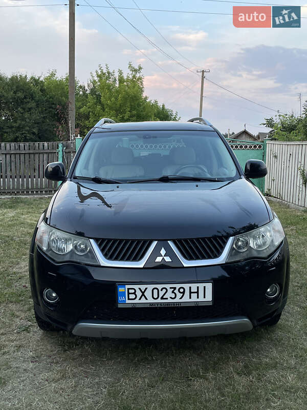 Позашляховик / Кросовер Mitsubishi Outlander 2007 в 