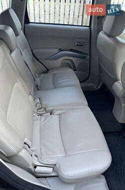 Позашляховик / Кросовер Mitsubishi Outlander 2007 в 