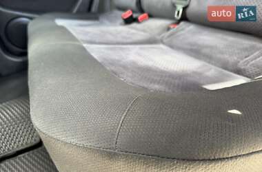 Внедорожник / Кроссовер Mitsubishi Outlander 2006 в 