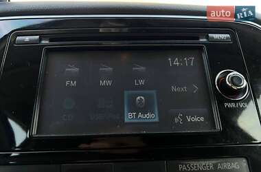 Внедорожник / Кроссовер Mitsubishi Outlander 2012 в 