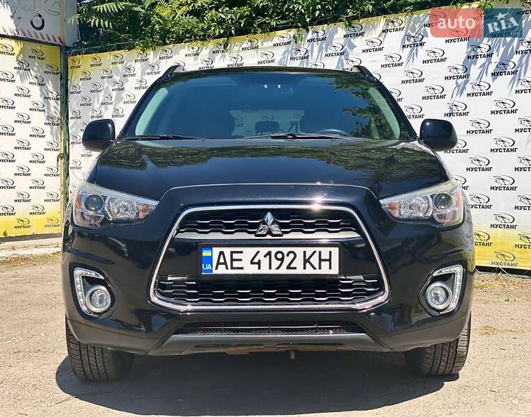 Внедорожник / Кроссовер Mitsubishi Outlander 2013 в Днепре