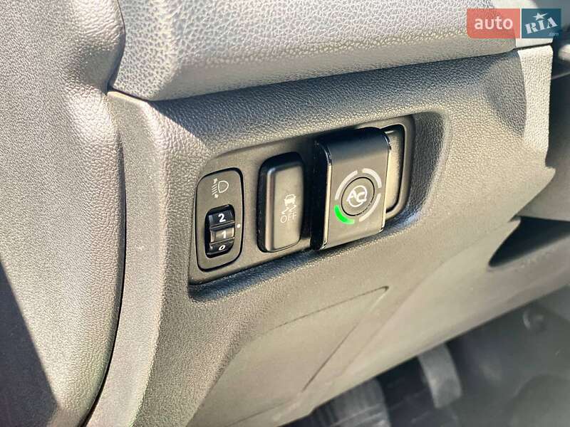 Внедорожник / Кроссовер Mitsubishi Outlander 2013 в Днепре