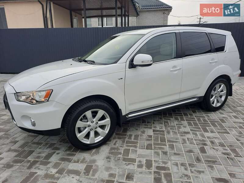 Внедорожник / Кроссовер Mitsubishi Outlander 2011 в Кропивницком