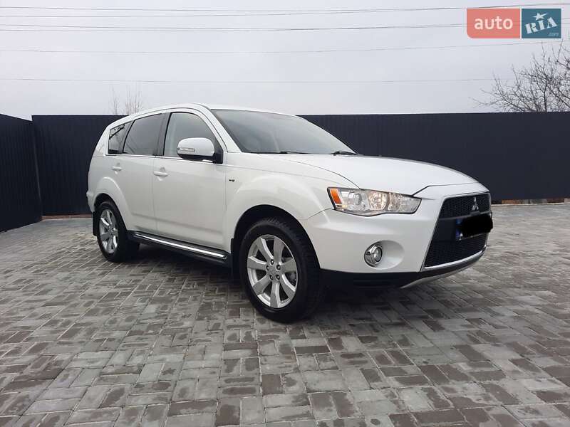 Внедорожник / Кроссовер Mitsubishi Outlander 2011 в Кропивницком