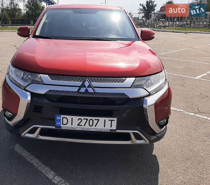 Mitsubishi Outlander 2019