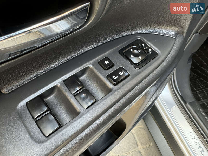 Внедорожник / Кроссовер Mitsubishi Outlander 2013 в Виннице
