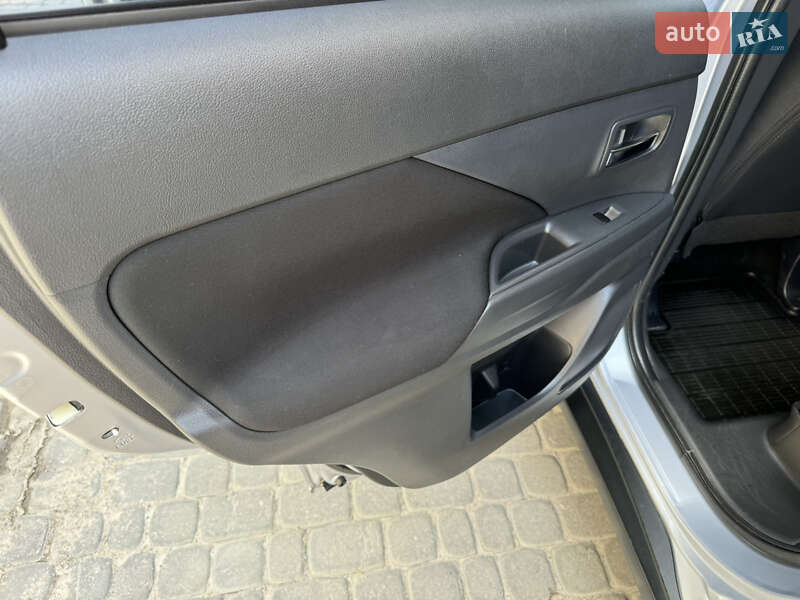 Внедорожник / Кроссовер Mitsubishi Outlander 2013 в Виннице