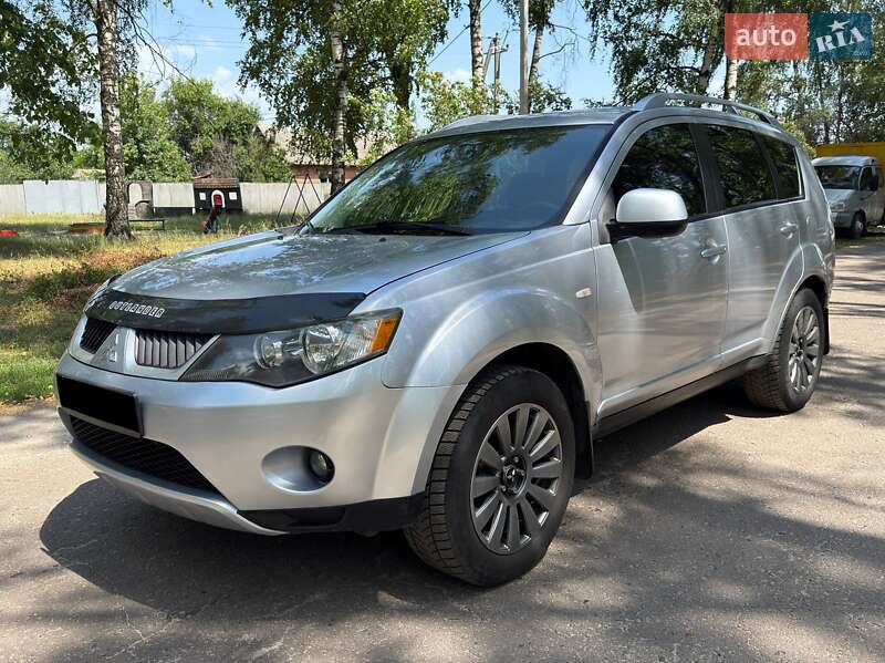 Внедорожник / Кроссовер Mitsubishi Outlander 2008 в Ахтырке