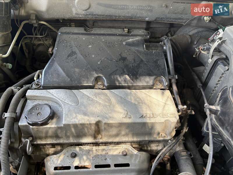 Внедорожник / Кроссовер Mitsubishi Outlander 2009 в Славянске