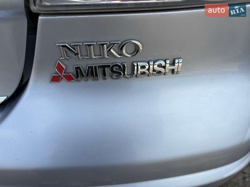 Внедорожник / Кроссовер Mitsubishi Outlander 2009 в Славянске
