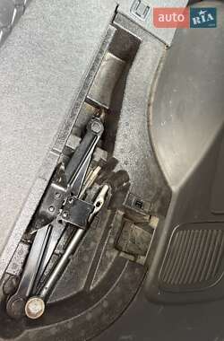 Внедорожник / Кроссовер Mitsubishi Outlander 2009 в 