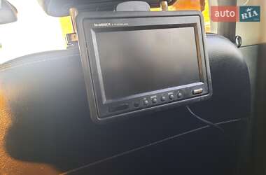 Внедорожник / Кроссовер Mitsubishi Outlander 2012 в 