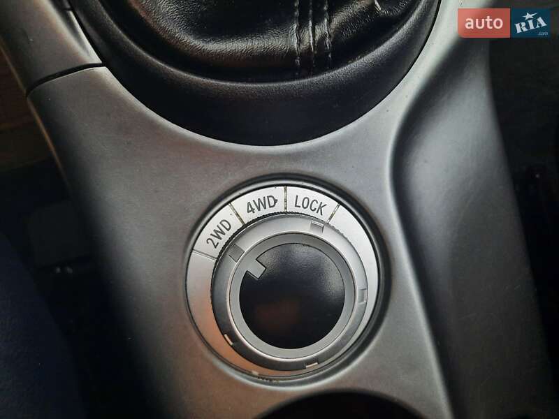 Внедорожник / Кроссовер Mitsubishi Outlander 2012 в Стрые