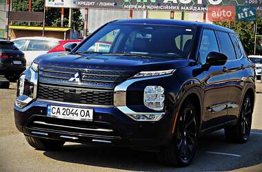 Позашляховик / Кросовер Mitsubishi Outlander 2022 в Черкасах