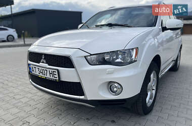 Внедорожник / Кроссовер Mitsubishi Outlander 2010 в Калуше