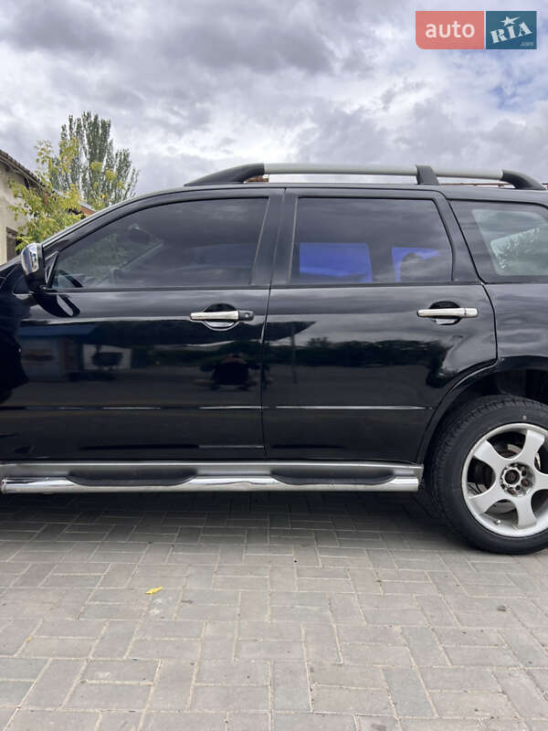 Внедорожник / Кроссовер Mitsubishi Outlander 2004 в Николаеве