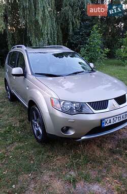 Позашляховик / Кросовер Mitsubishi Outlander 2007 в Броварах