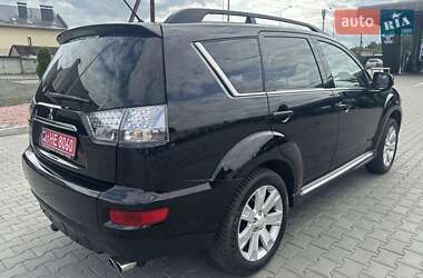 Внедорожник / Кроссовер Mitsubishi Outlander 2011 в 