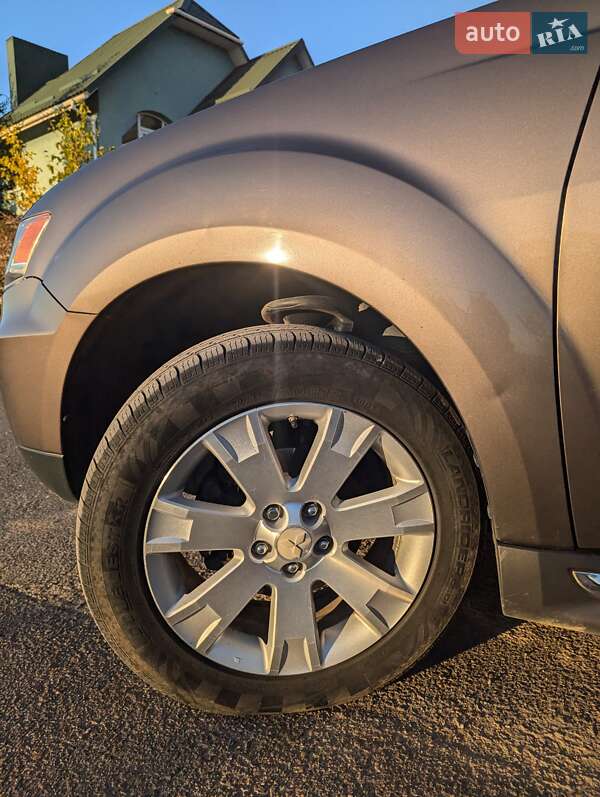 Внедорожник / Кроссовер Mitsubishi Outlander 2011 в Ровно фото 5 Внедорожник / Кроссовер Mitsubishi Outlander 2011 в Ровно