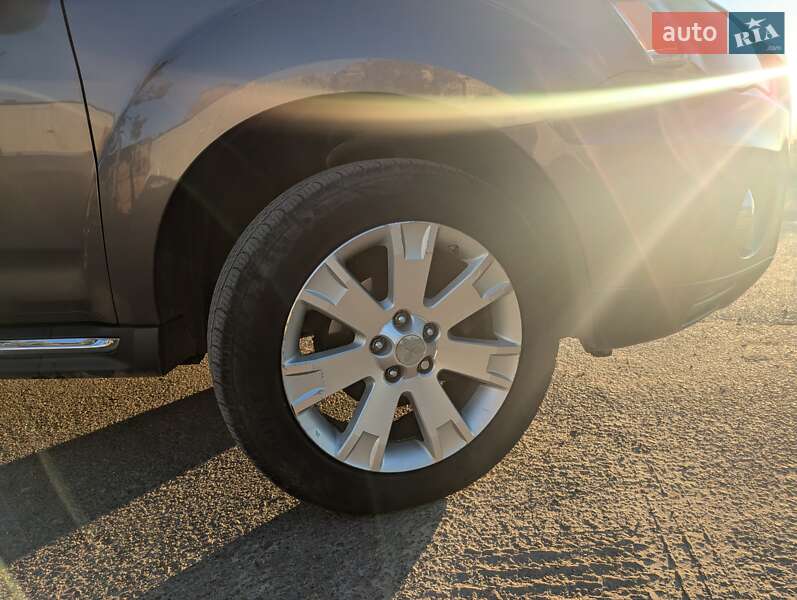 Внедорожник / Кроссовер Mitsubishi Outlander 2011 в Ровно фото 8 Внедорожник / Кроссовер Mitsubishi Outlander 2011 в Ровно