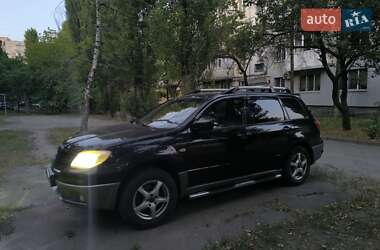 Внедорожник / Кроссовер Mitsubishi Outlander 2006 в 