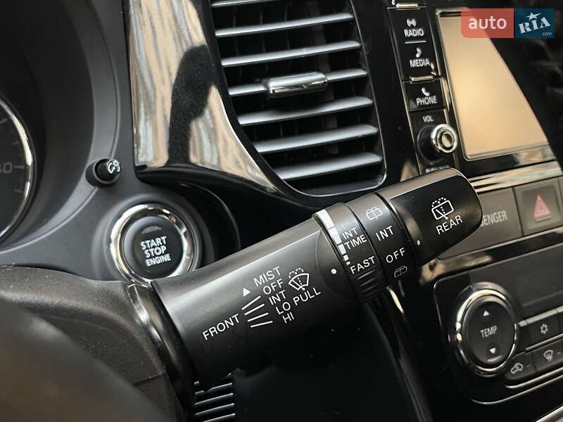 Позашляховик / Кросовер Mitsubishi Outlander 2015 в Вінниці