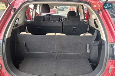 Внедорожник / Кроссовер Mitsubishi Outlander 2015 в 