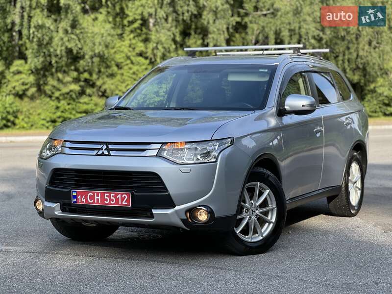 Внедорожник / Кроссовер Mitsubishi Outlander 2015 в Трускавце