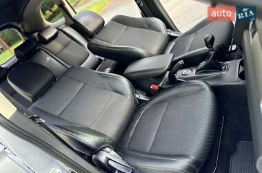 Внедорожник / Кроссовер Mitsubishi Outlander 2015 в 