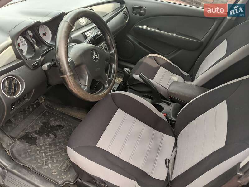 Внедорожник / Кроссовер Mitsubishi Outlander 2007 в Ровно