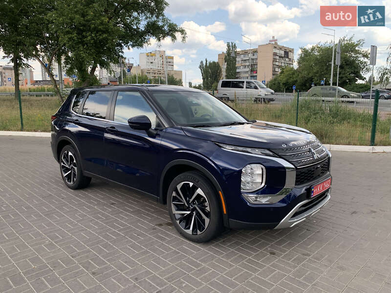 Mitsubishi Outlander 2022