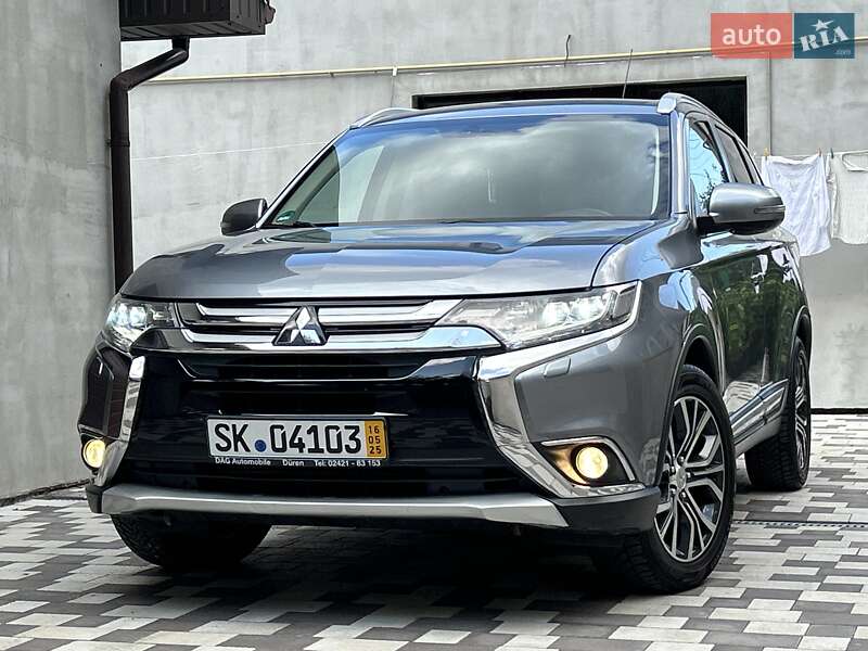 Mitsubishi Outlander 2016
