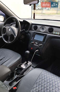Позашляховик / Кросовер Mitsubishi Outlander 2002 в 