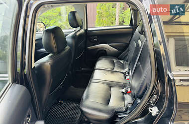 Внедорожник / Кроссовер Mitsubishi Outlander 2008 в 