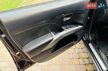 Внедорожник / Кроссовер Mitsubishi Outlander 2008 в 