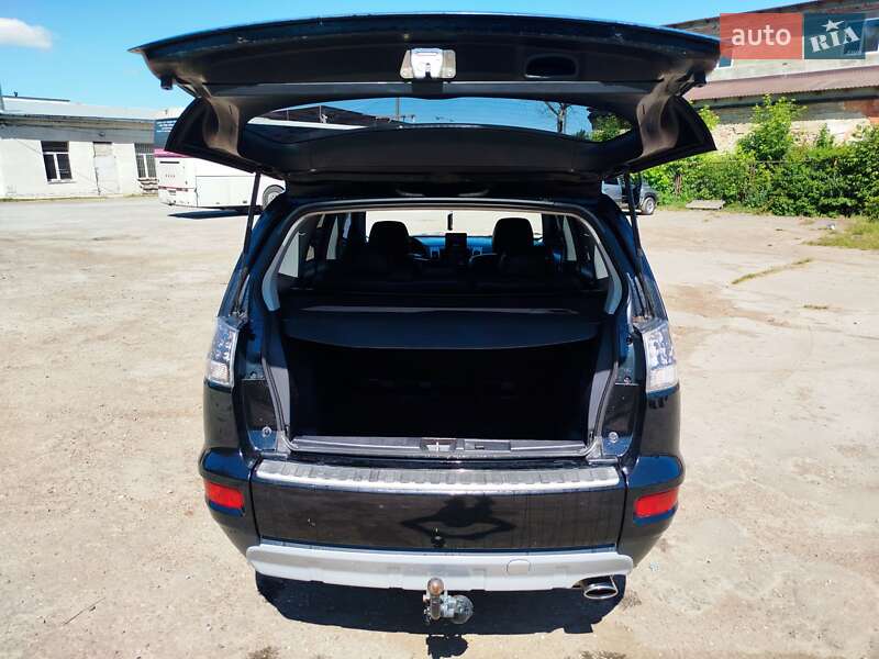 Позашляховик / Кросовер Mitsubishi Outlander 2010 в Золочеві